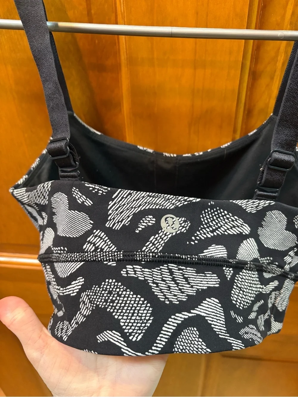 Lululemon Women’s Both Way Bra Size 6 Mini Wrap White Black